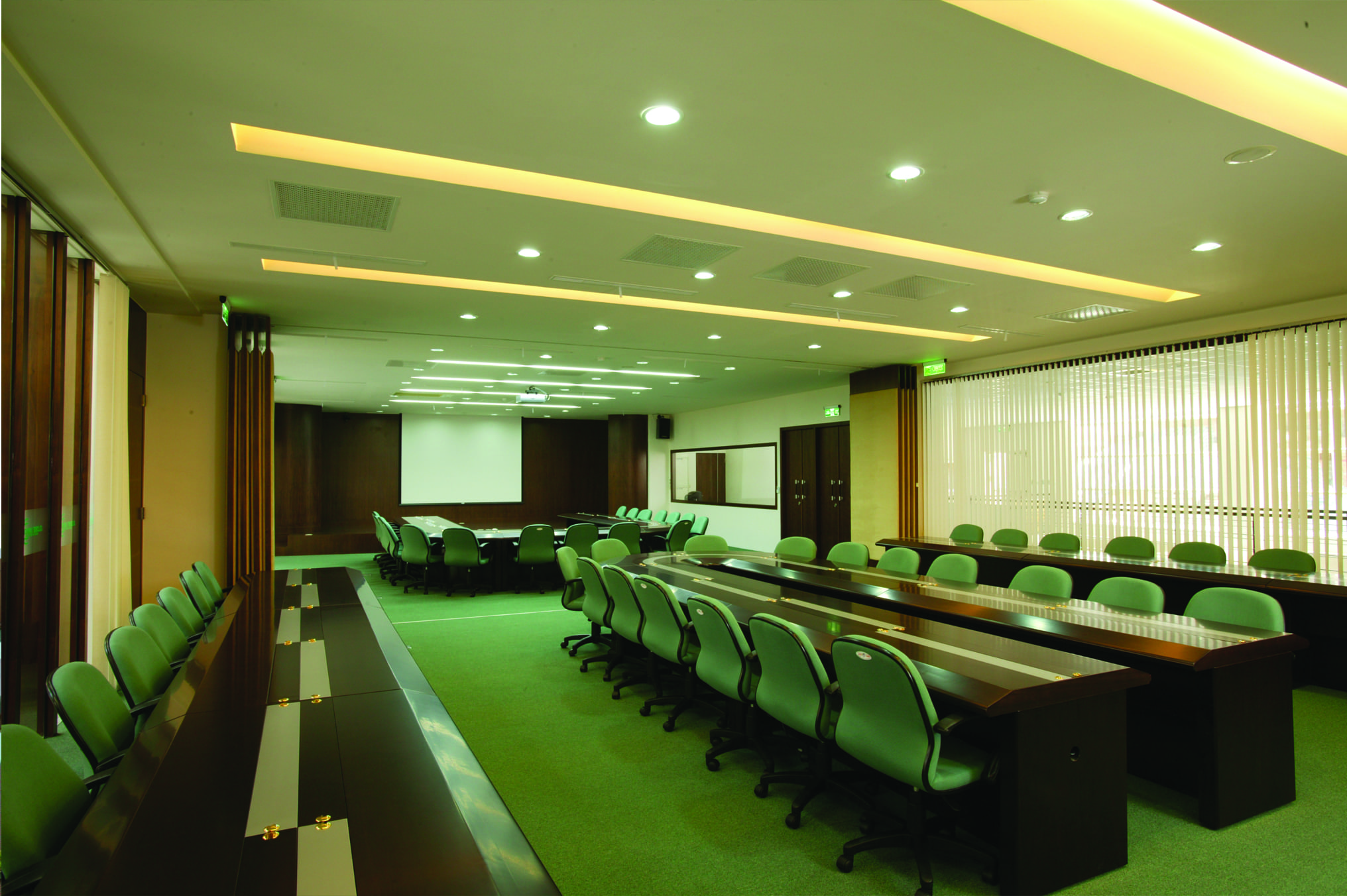 kyid Commercial office space content