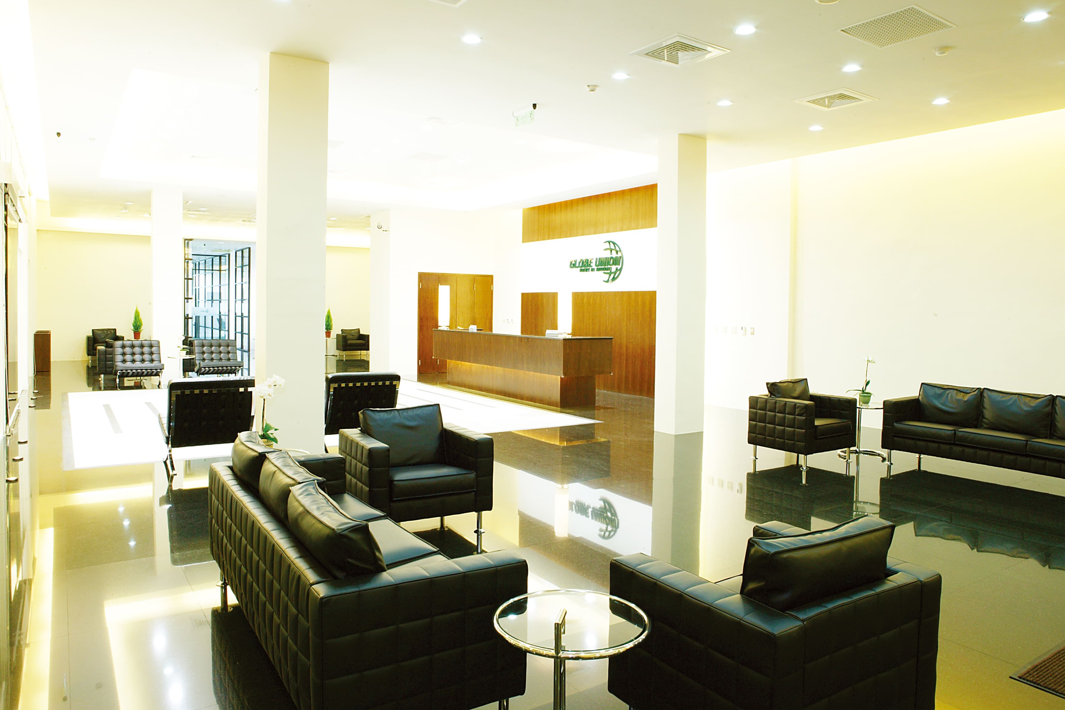 kyid Commercial office space