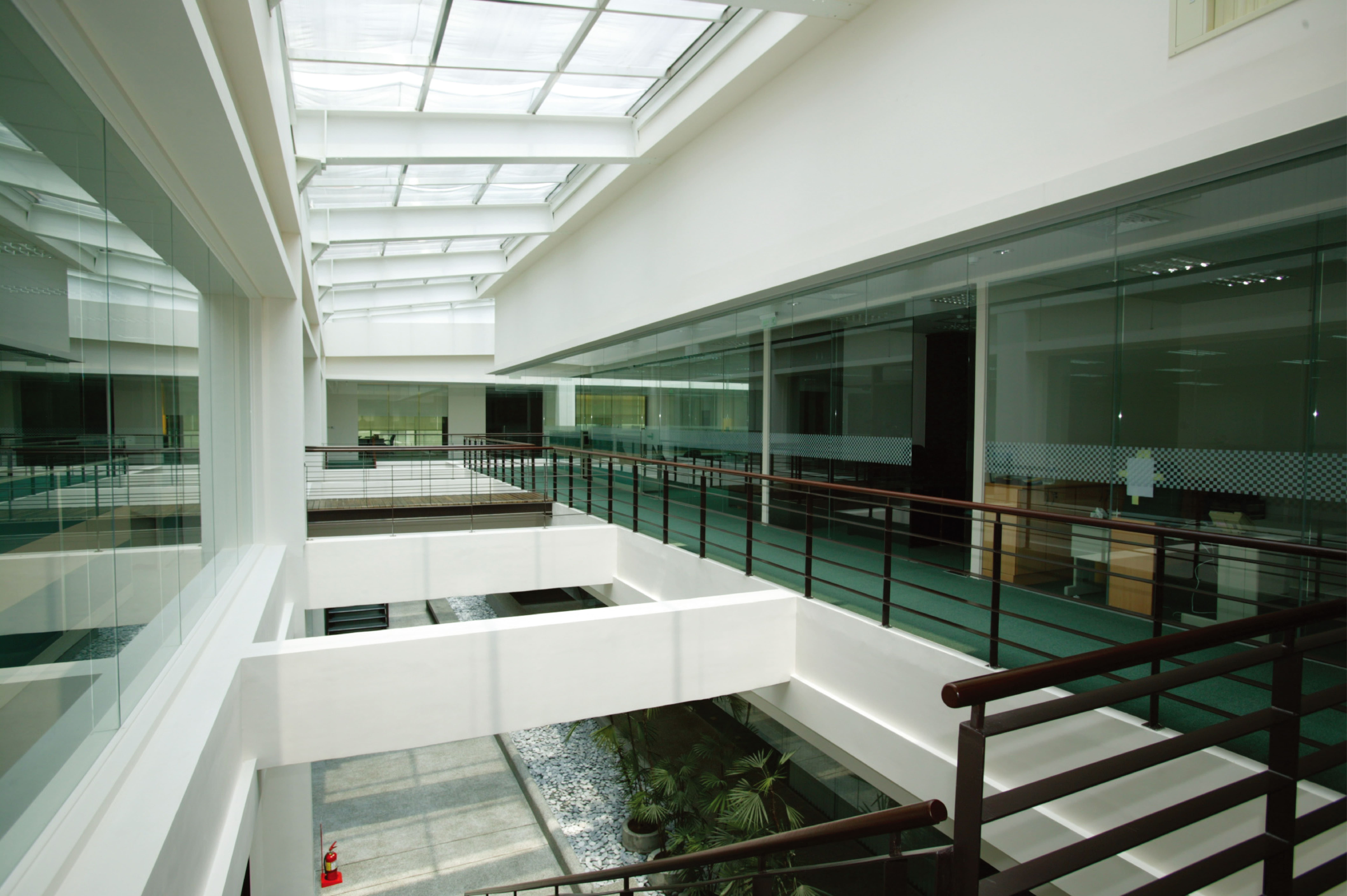 kyid Commercial office space content